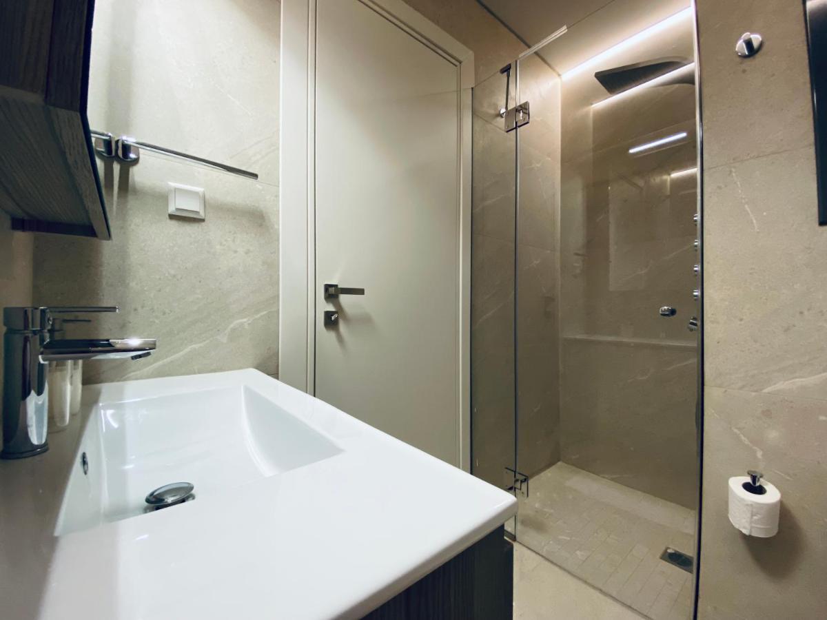 Athens Riviera 2-Bed Apt & Pool Access #Unoblu Zewnętrze zdjęcie